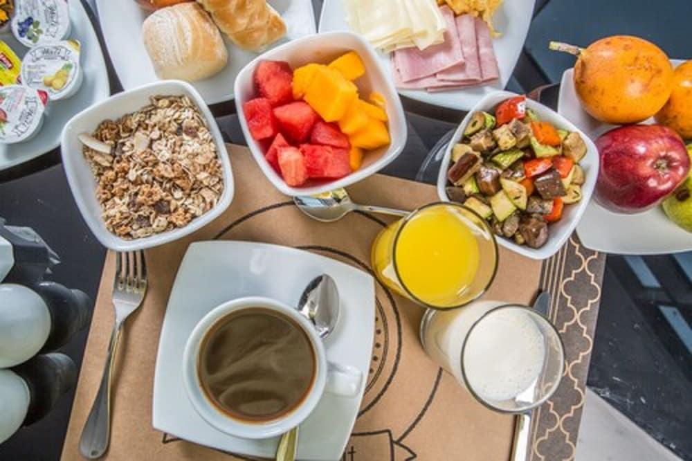 Jose Antonio Executive Hotel Лима Екстериор снимка