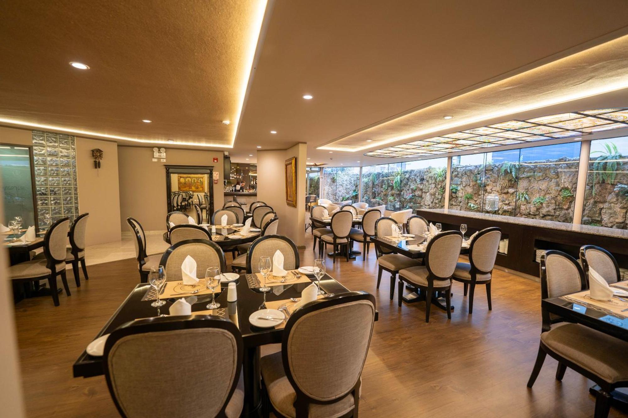 Jose Antonio Executive Hotel Лима Екстериор снимка