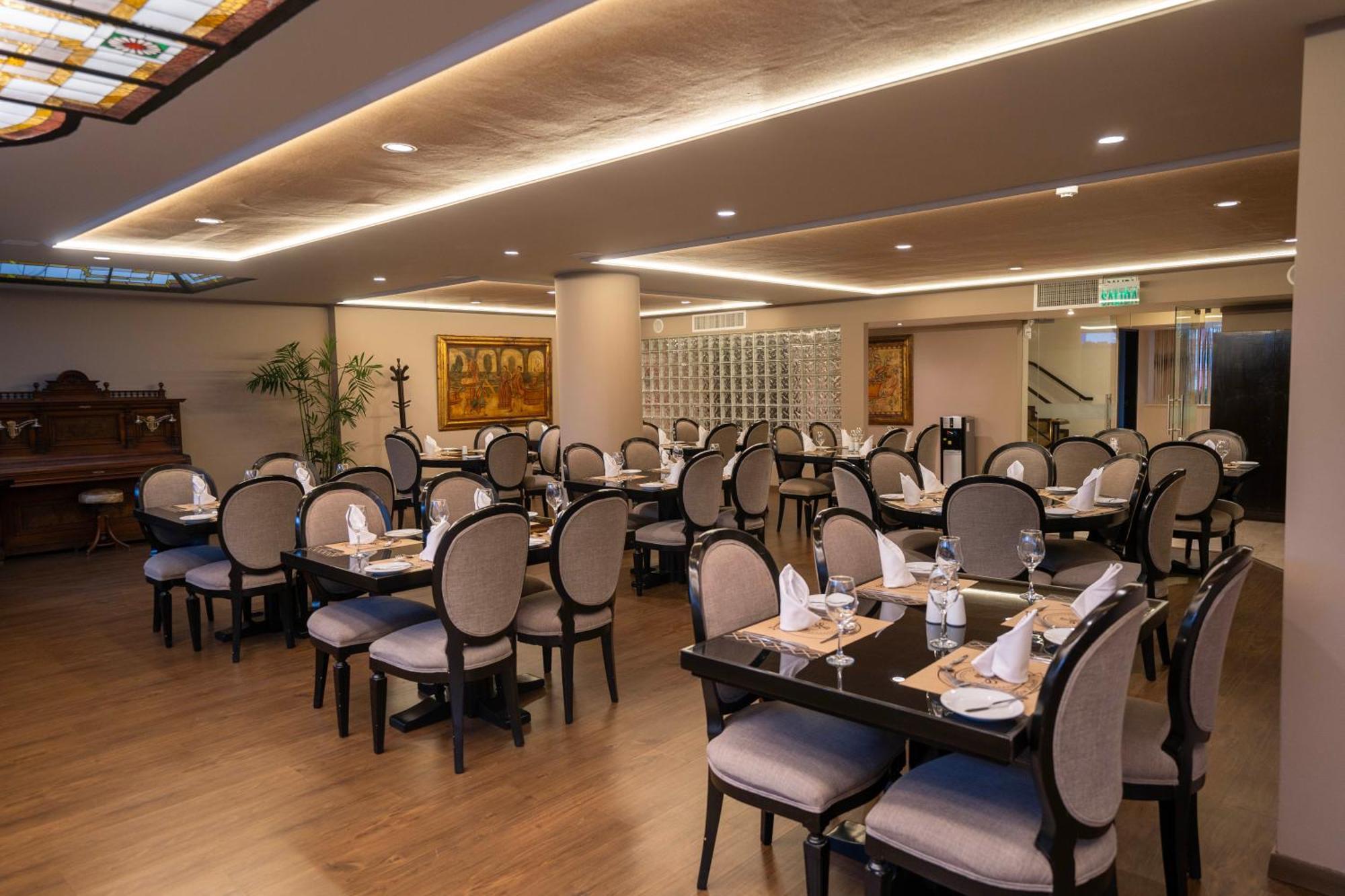 Jose Antonio Executive Hotel Лима Екстериор снимка