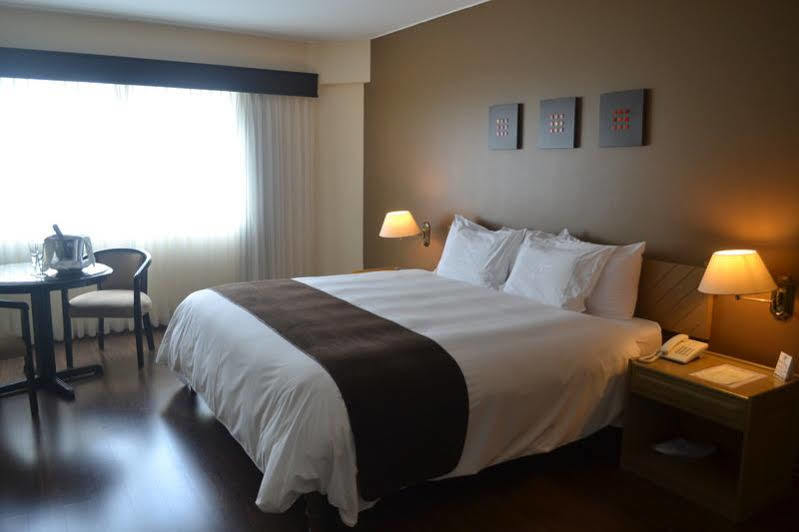 Jose Antonio Executive Hotel Лима Екстериор снимка