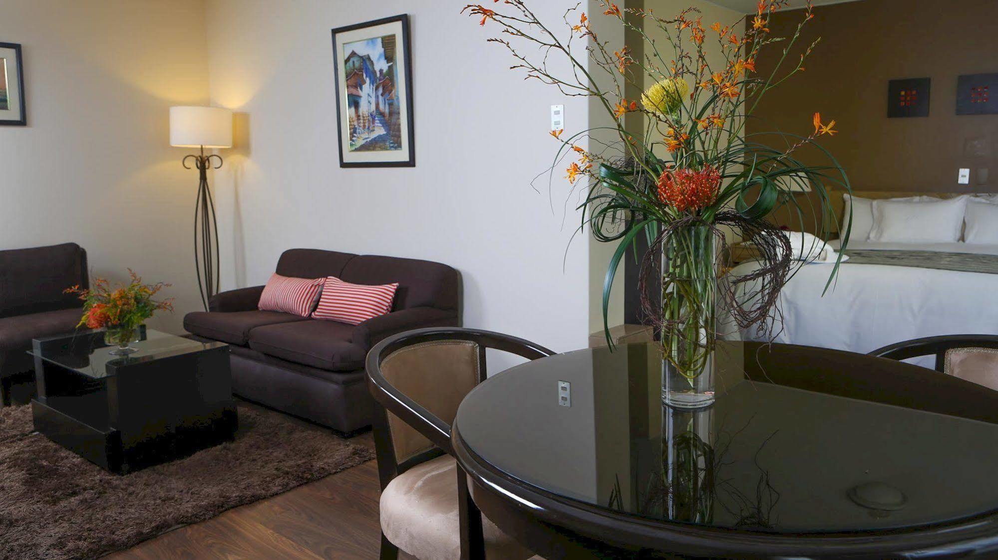 Jose Antonio Executive Hotel Лима Екстериор снимка
